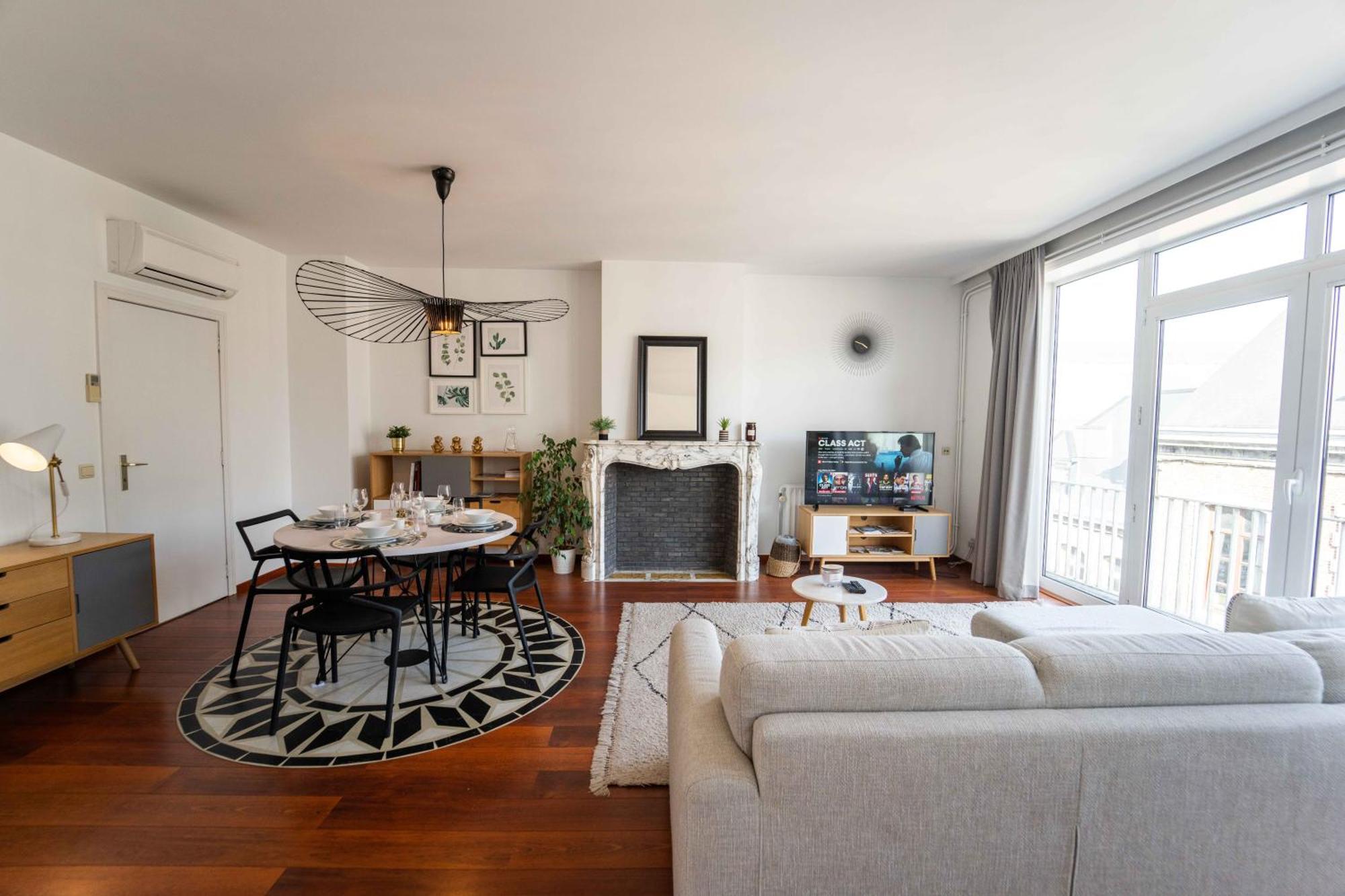 Apartament Luxury Apart' Mons City Center With Terrace Zewnętrze zdjęcie